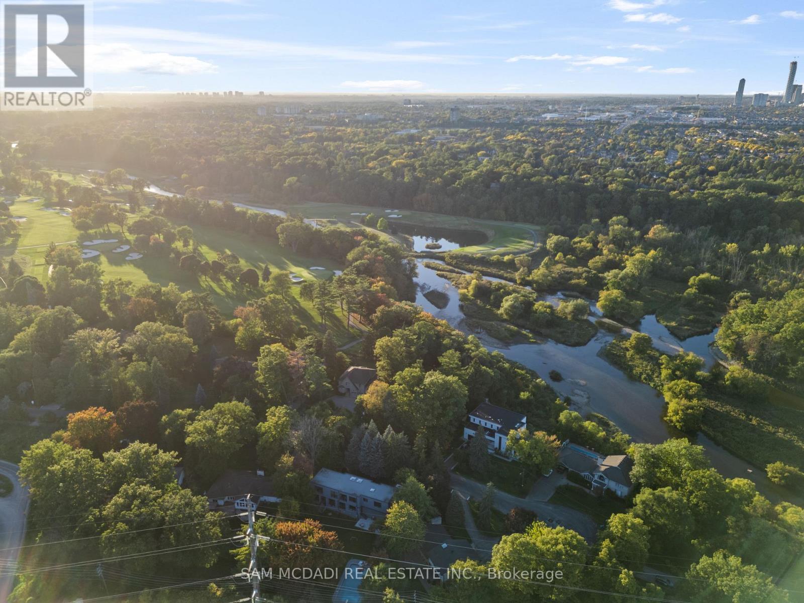 610 Kedleston Way, Mississauga, Ontario  L5H 1Y5 - Photo 7 - W12439019