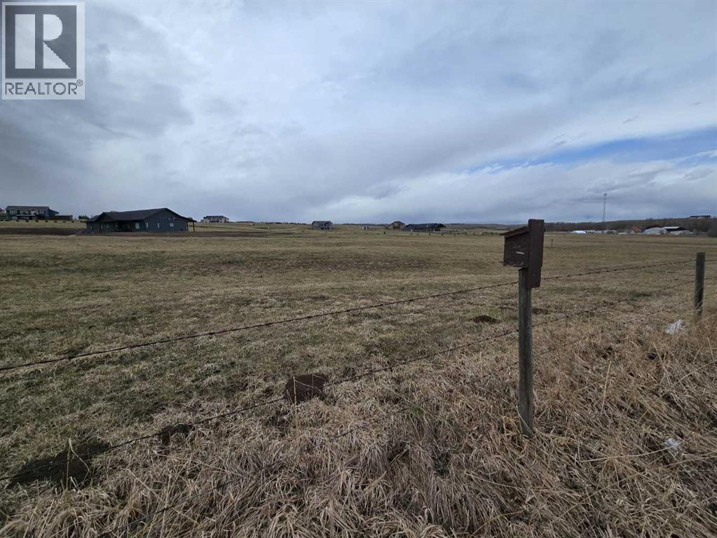 140 Bruhn Boulevard, Rural Ponoka County, Alberta  T4N 4E7 - Photo 1 - A2217354