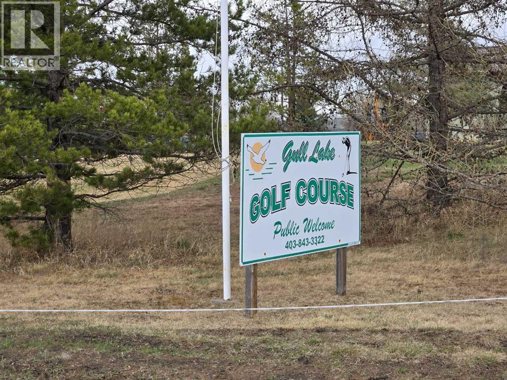 140 Bruhn Boulevard, Rural Ponoka County, Alberta  T4N 4E7 - Photo 11 - A2217354