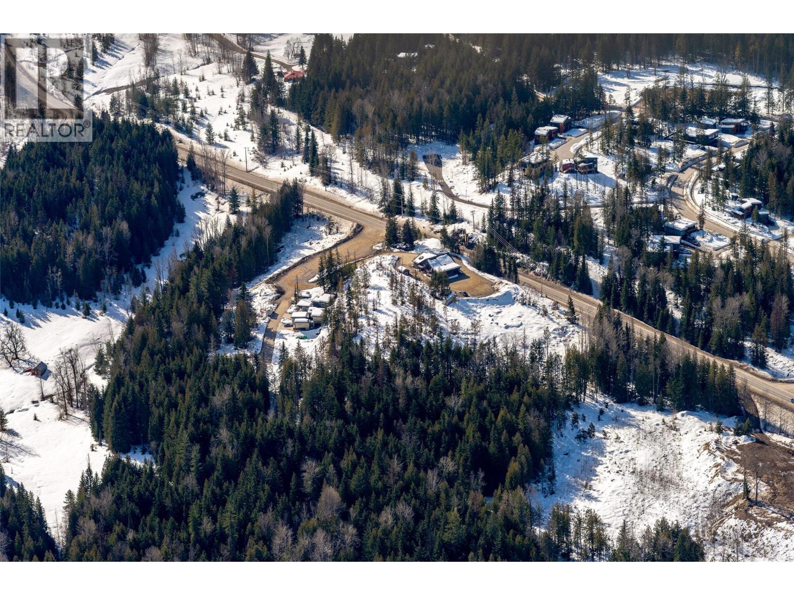 3052 3b Highway, Rossland, British Columbia  V0G 1Y0 - Photo 8 - 10359229