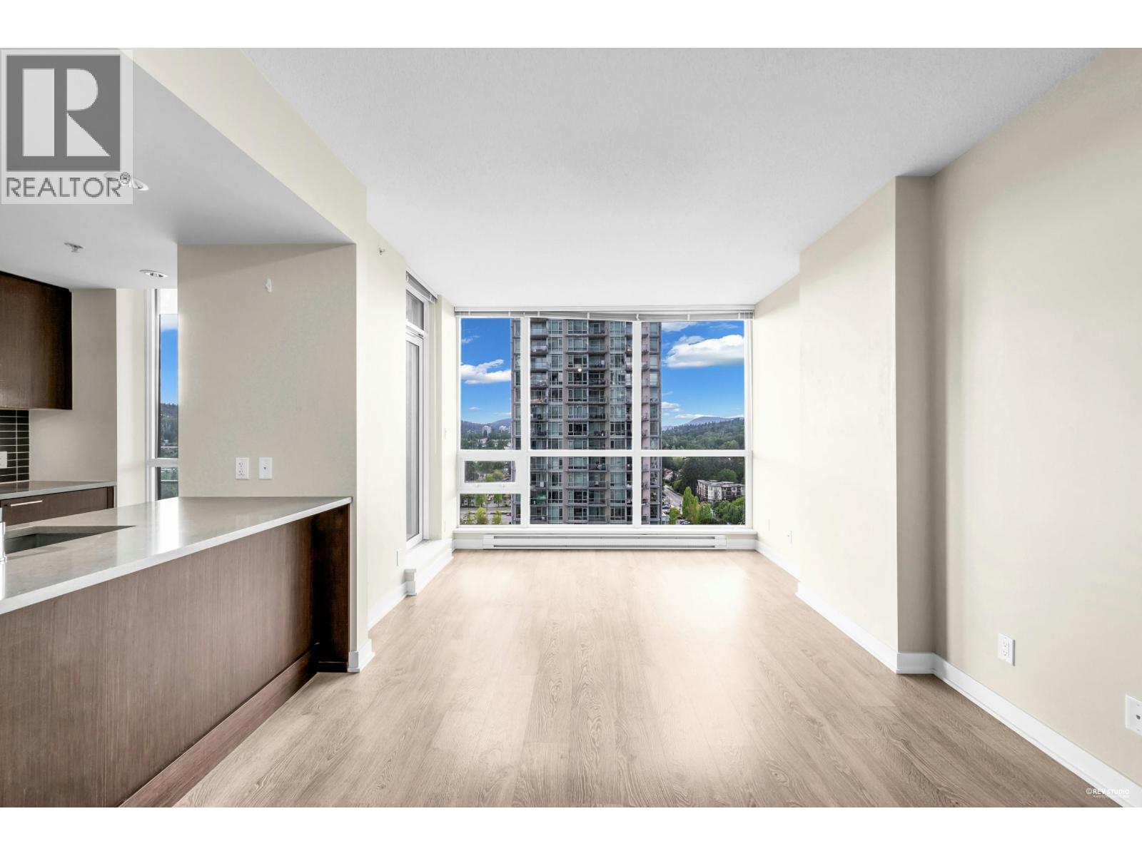 2307 2975 Atlantic Avenue, Coquitlam, British Columbia  V3B 0C5 - Photo 9 - R3035052