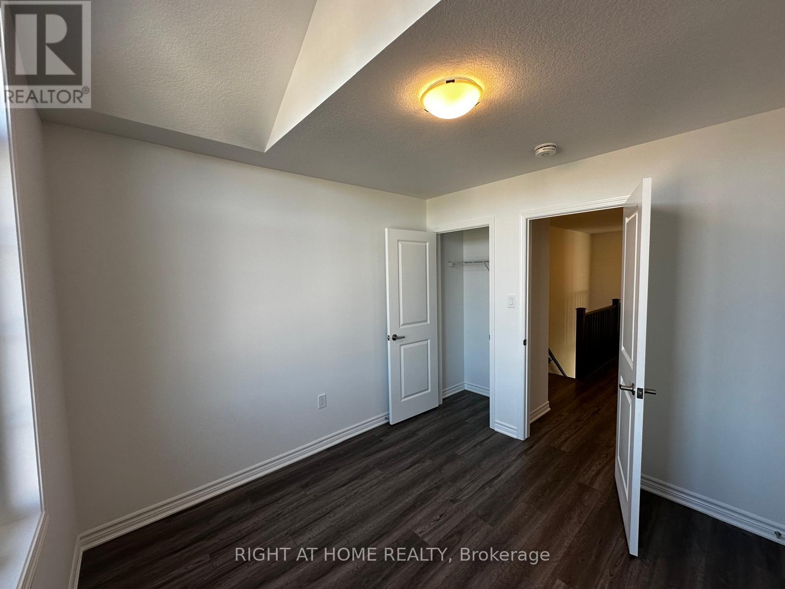 349 Millstone Street, Kitchener, Ontario  N2R 0V4 - Photo 23 - X12439021