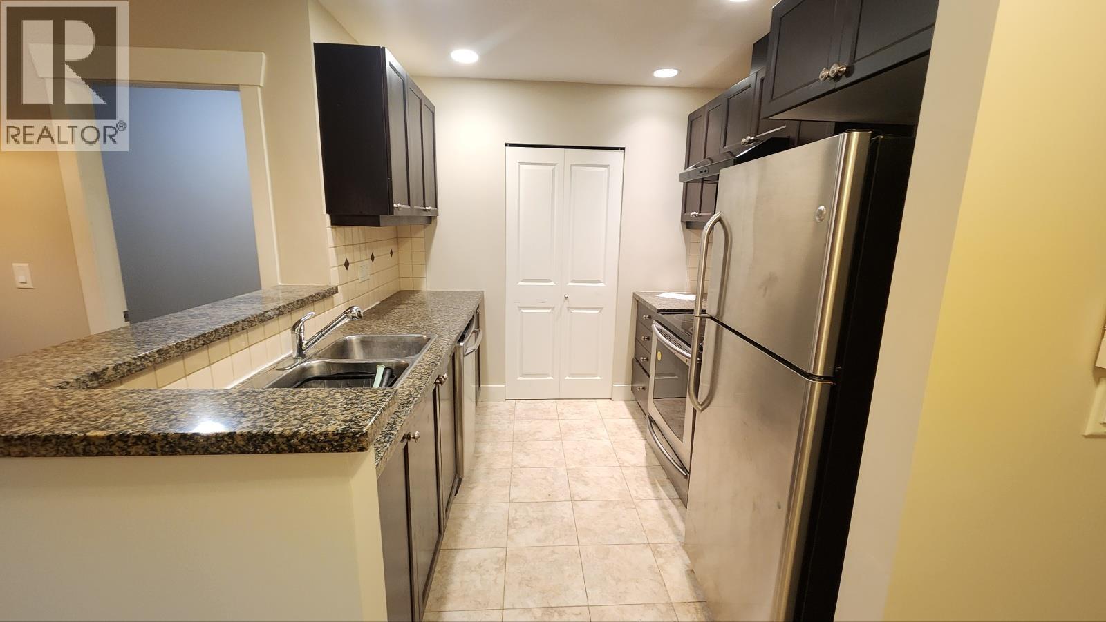114 6279 Eagles Drive, Vancouver, British Columbia  V6T 2K7 - Photo 2 - R3054416