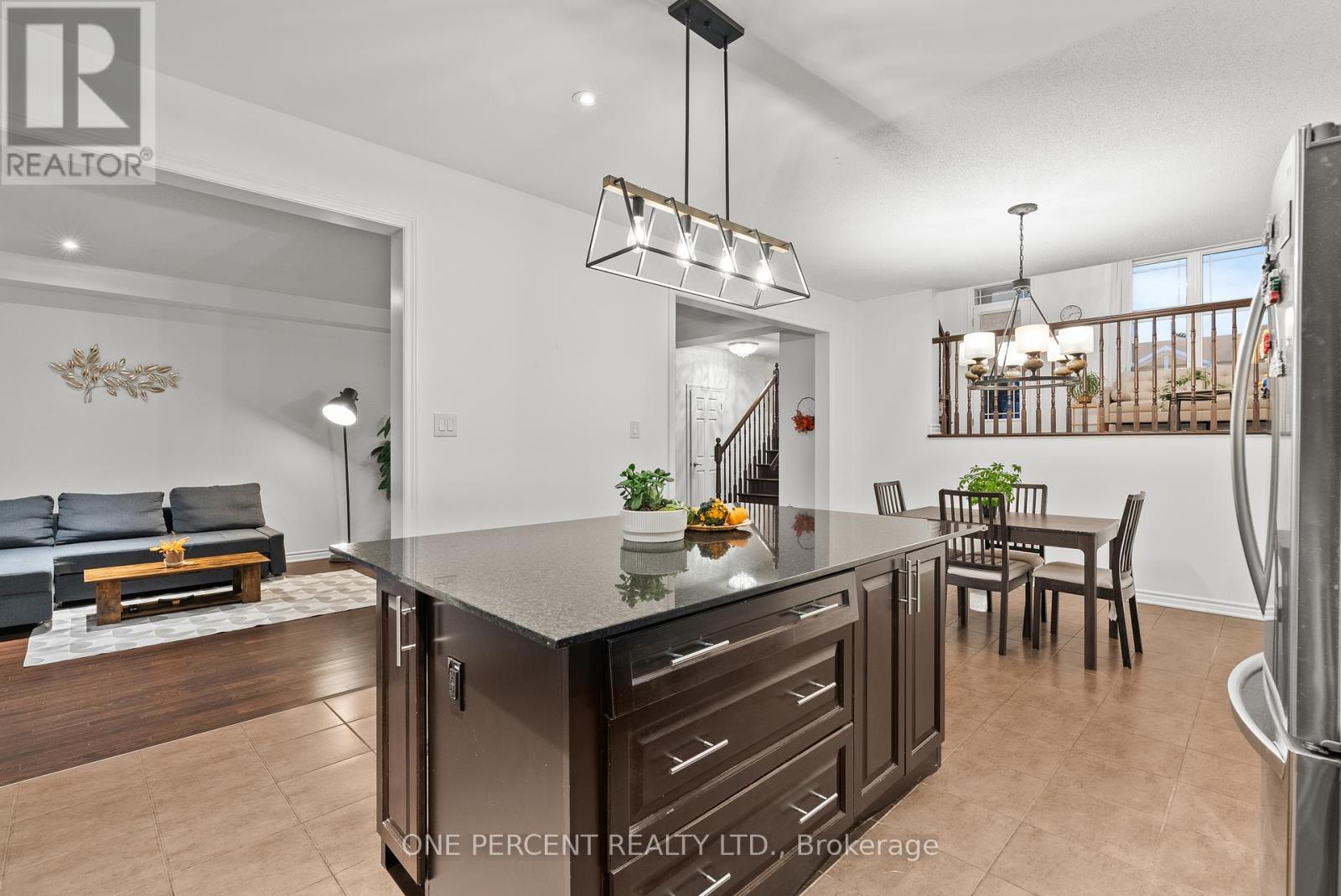 358 Meadowbreeze Drive, Ottawa, Ontario  K2M 0K3 - Photo 18 - X12439028