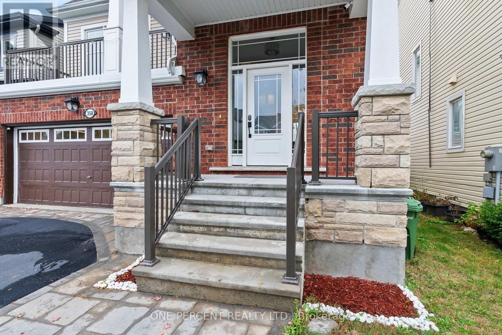 358 Meadowbreeze Drive, Ottawa, Ontario  K2M 0K3 - Photo 2 - X12439028