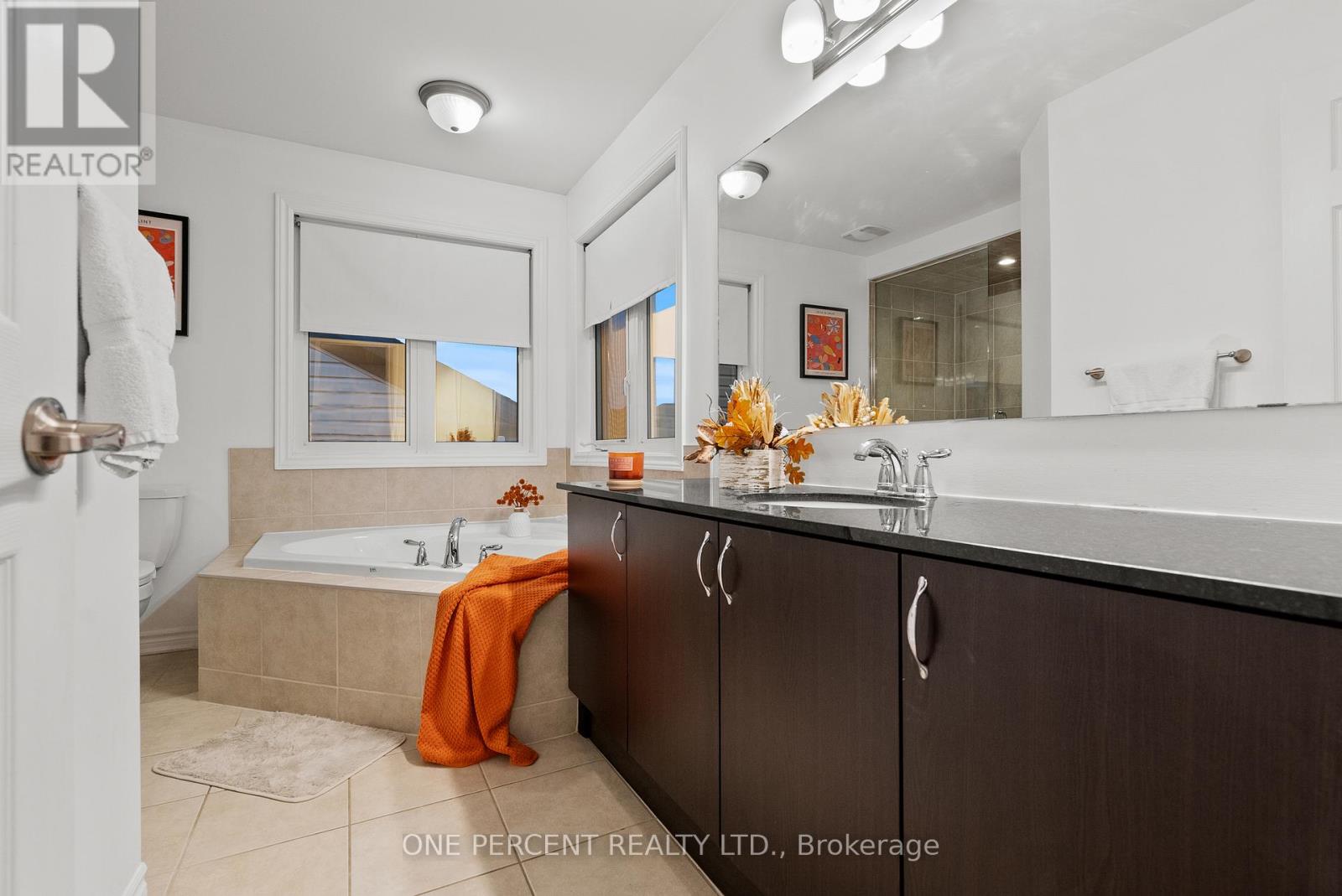 358 Meadowbreeze Drive, Ottawa, Ontario  K2M 0K3 - Photo 29 - X12439028