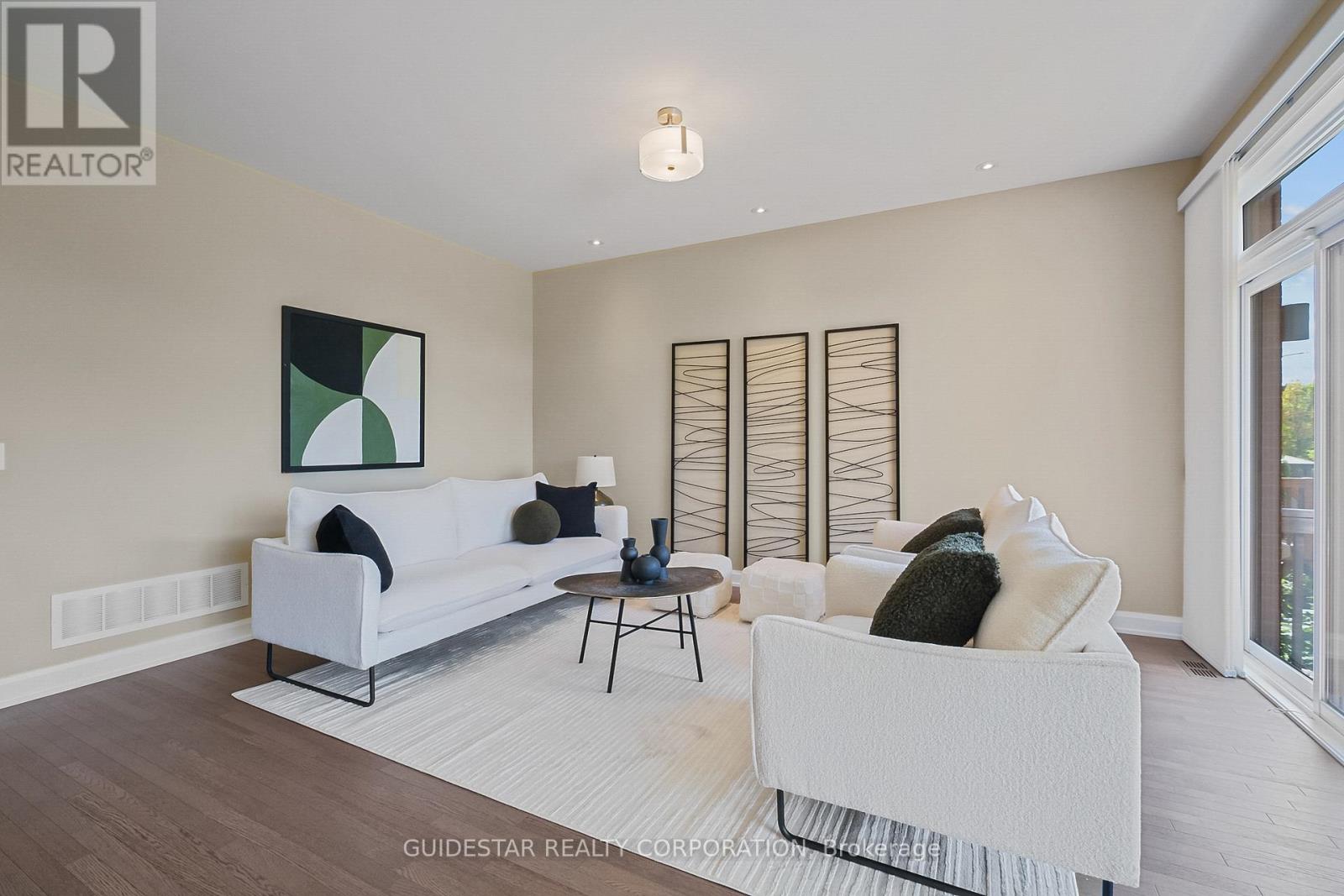 620 Bridleglen Crescent, Ottawa, Ontario  K2M 0H1 - Photo 6 - X12439032