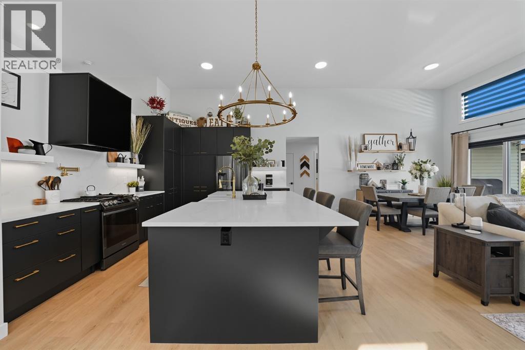 42 Longmire Close, Red Deer, Alberta  T4R 0T1 - Photo 6 - A2258854