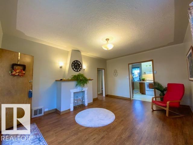 5104 52 Av, Wetaskiwin, Alberta  T9A 0X3 - Photo 7 - E4460338