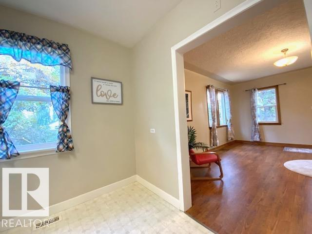 5104 52 Av, Wetaskiwin, Alberta  T9A 0X3 - Photo 20 - E4460338