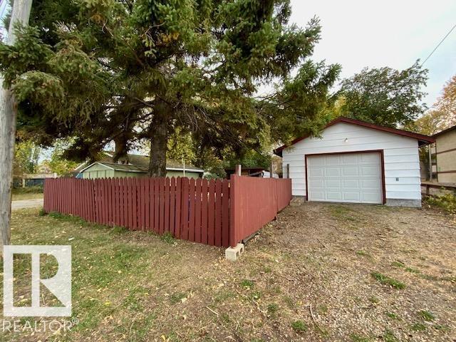 5104 52 Av, Wetaskiwin, Alberta  T9A 0X3 - Photo 46 - E4460338