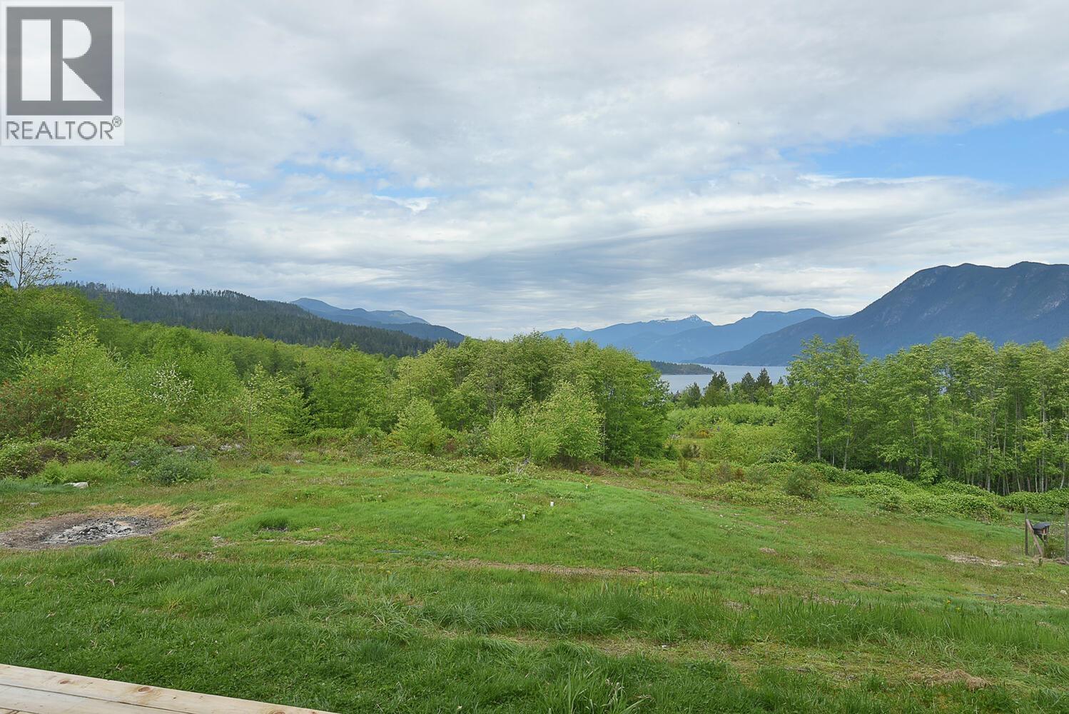 6400 Crowston Road, Sechelt, British Columbia  V7Z 0L1 - Photo 16 - R2998709