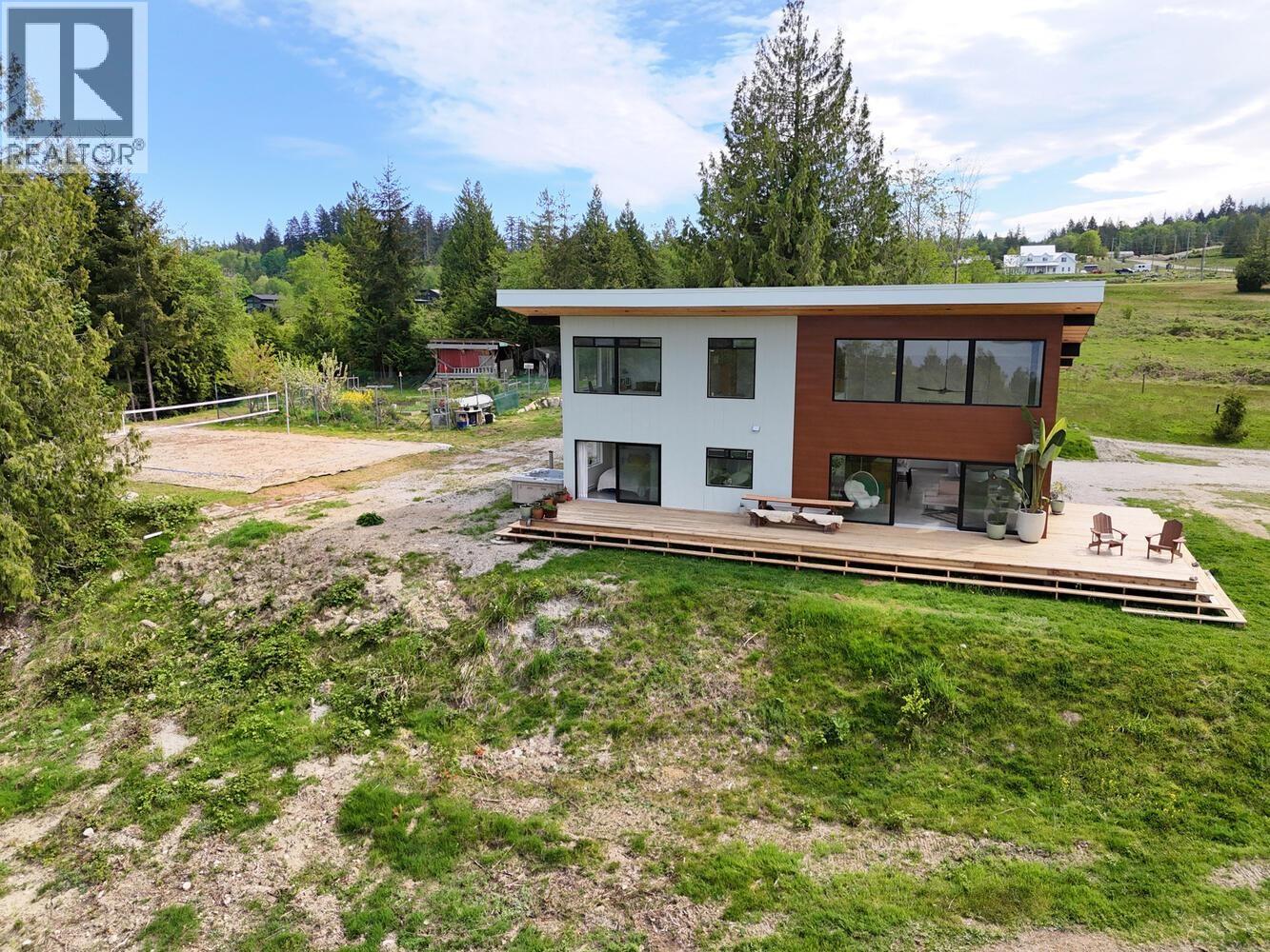 6400 Crowston Road, Sechelt, British Columbia  V7Z 0L1 - Photo 38 - R2998709