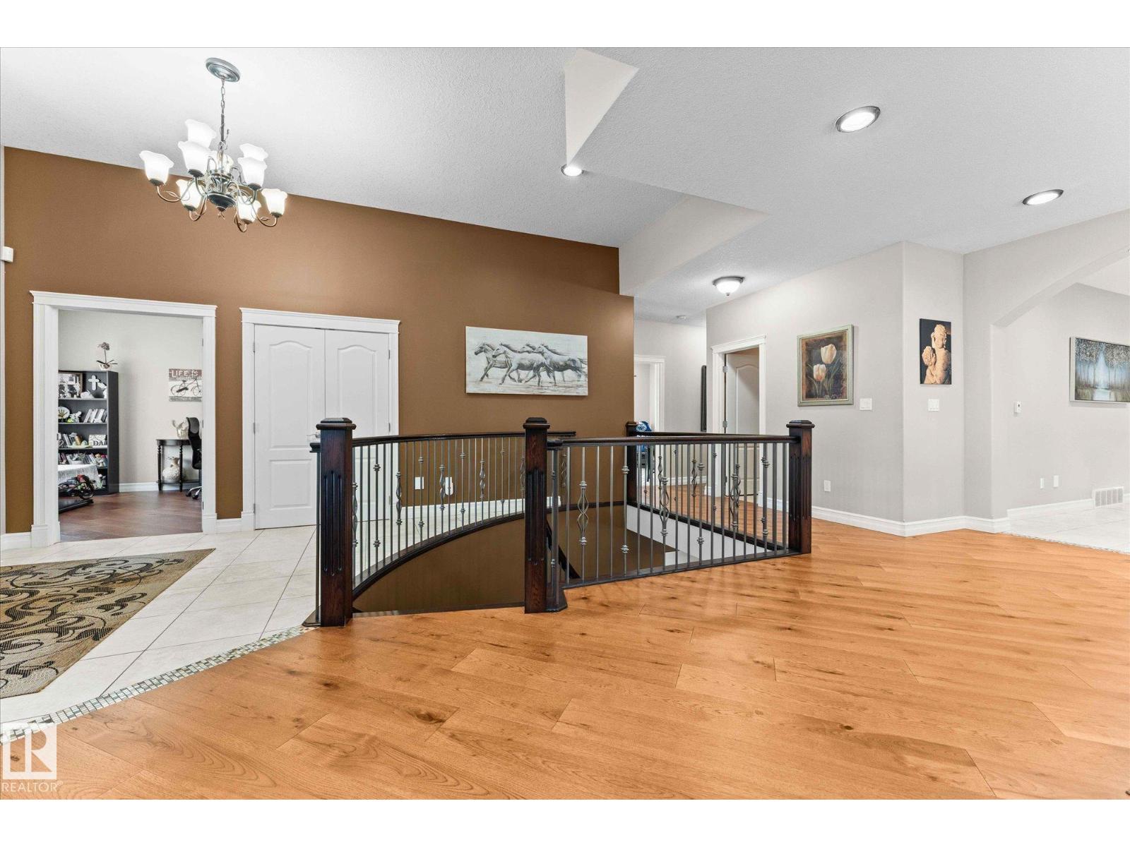 10516 158 St Nw, Edmonton, Alberta  T5P 2Y6 - Photo 12 - E4460345