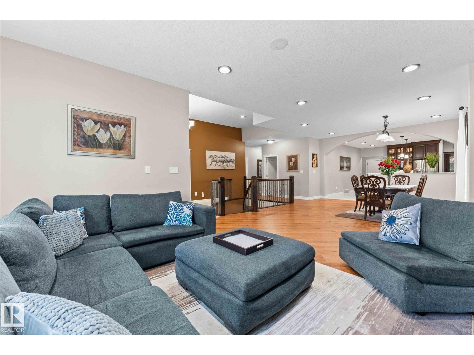 10516 158 St Nw, Edmonton, Alberta  T5P 2Y6 - Photo 9 - E4460345