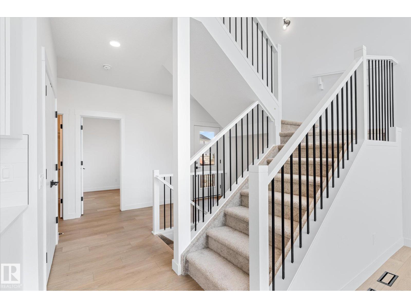 22607 89 Av Nw, Edmonton, Alberta  T5T 7W8 - Photo 15 - E4460347