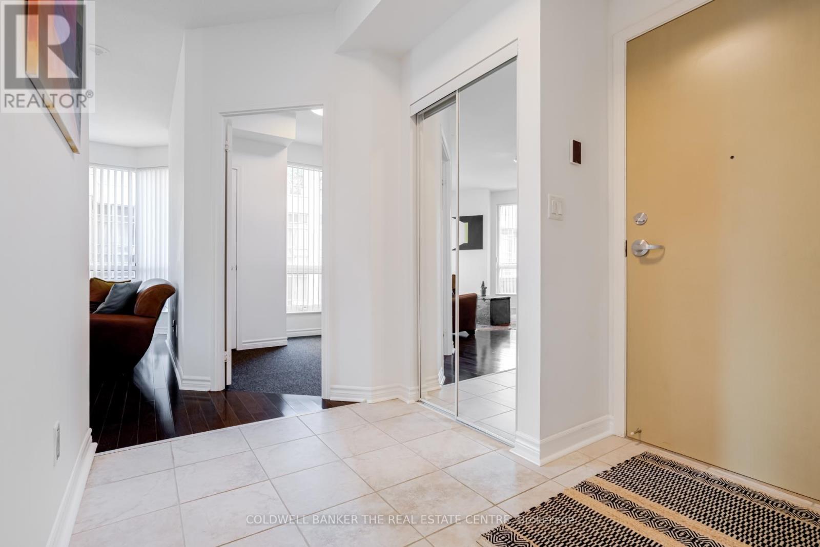 310 - 18 Holmes Avenue, Toronto, Ontario  M2N 0E1 - Photo 5 - C12439026