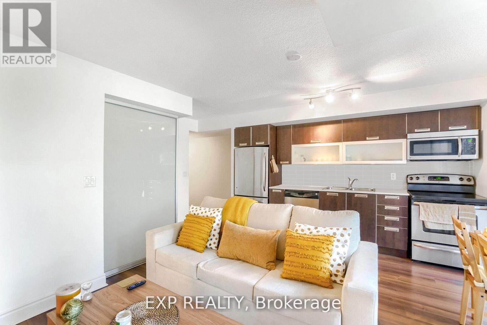 308 - 28 Ted Rogers Way, Toronto, Ontario  M4Y 2W7 - Photo 2 - C12439027