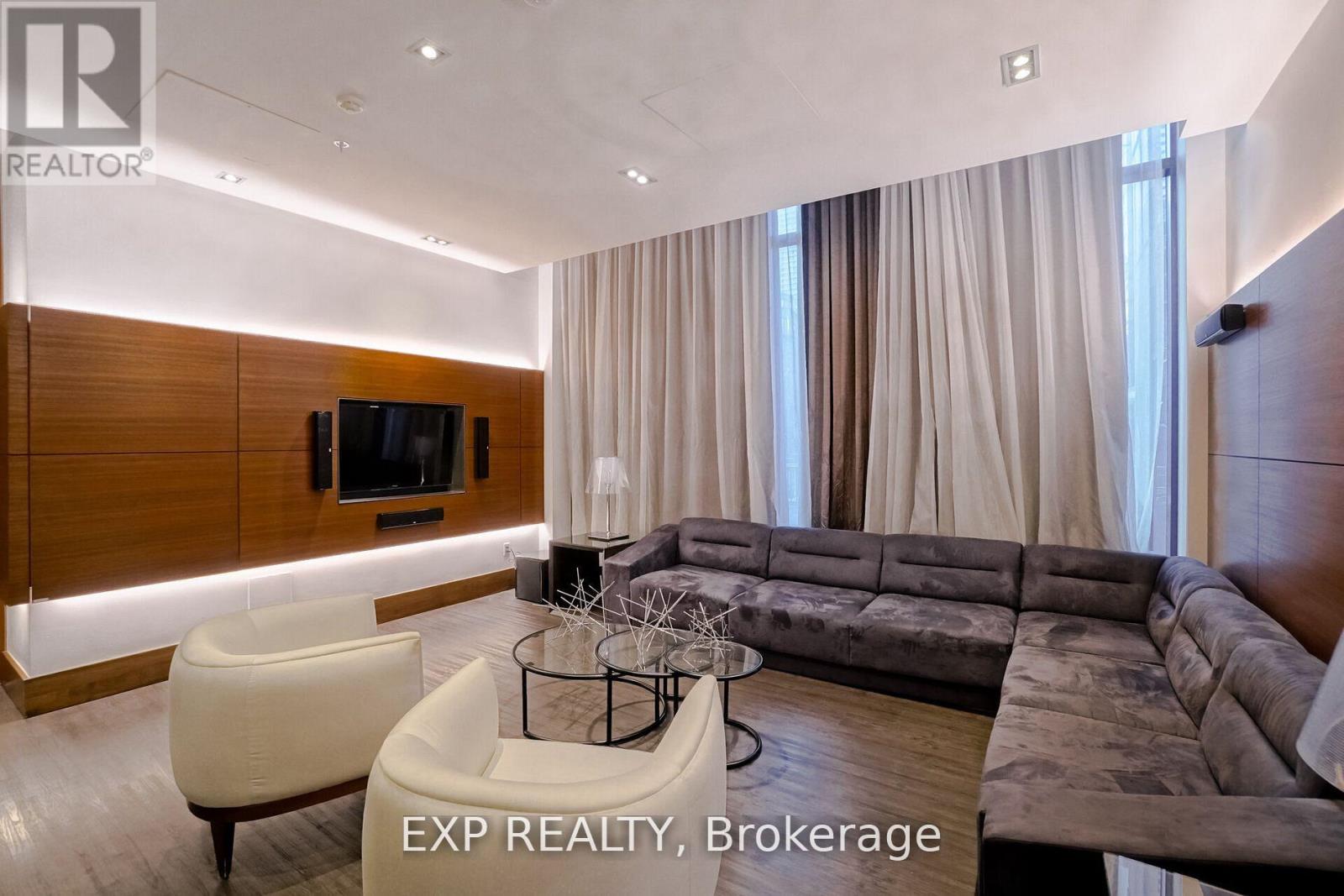 308 - 28 Ted Rogers Way, Toronto, Ontario  M4Y 2W7 - Photo 29 - C12439027