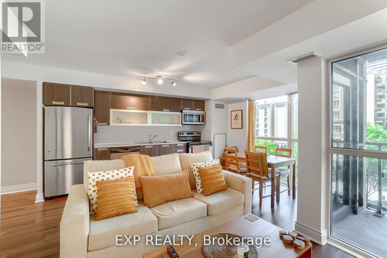 308 - 28 Ted Rogers Way, Toronto, Ontario  M4Y 2W7 - Photo 3 - C12439027