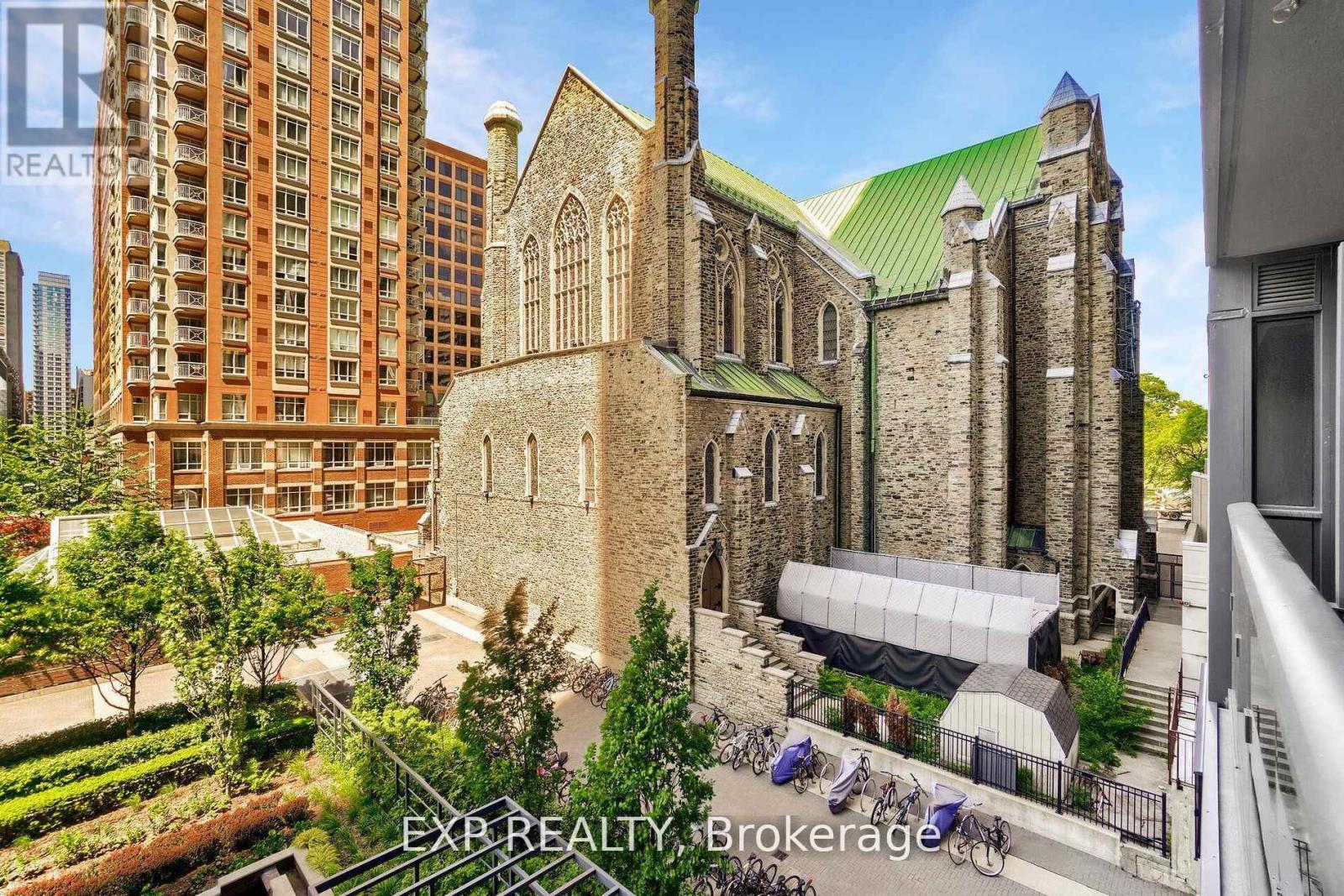 308 - 28 Ted Rogers Way, Toronto, Ontario  M4Y 2W7 - Photo 32 - C12439027
