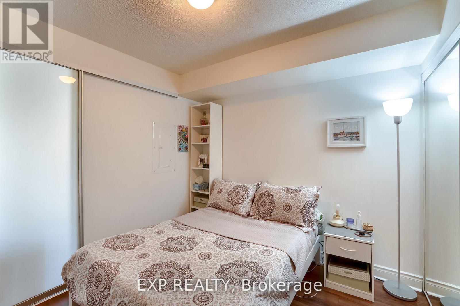 308 - 28 Ted Rogers Way, Toronto, Ontario  M4Y 2W7 - Photo 37 - C12439027