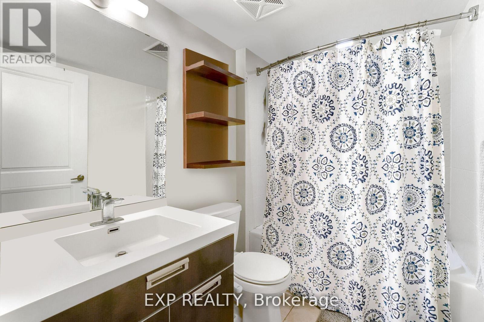 308 - 28 Ted Rogers Way, Toronto, Ontario  M4Y 2W7 - Photo 39 - C12439027