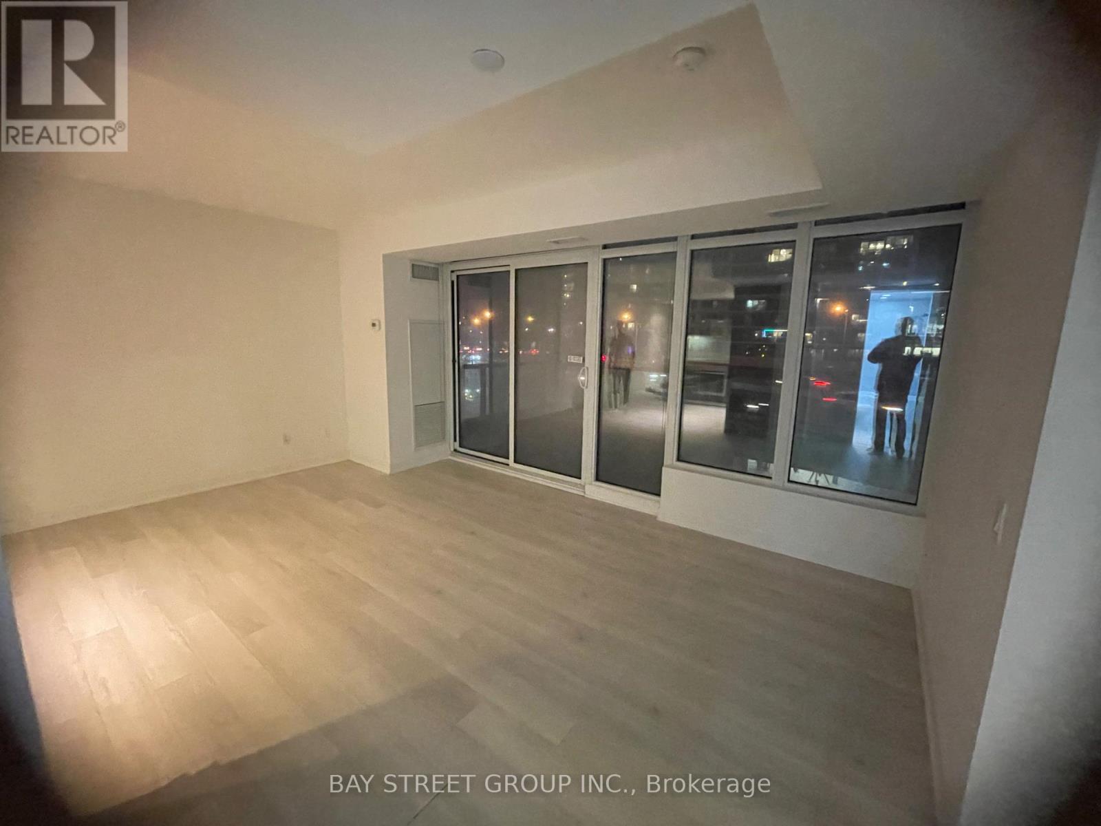 602 - 70 Queens Wharf Road, Toronto, Ontario  M5V 0J2 - Photo 1 - C12439031
