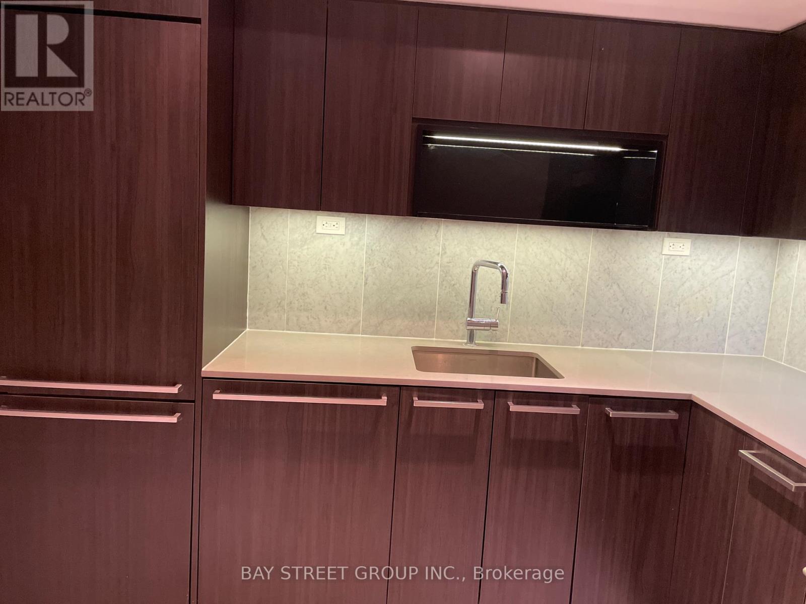 602 - 70 Queens Wharf Road, Toronto, Ontario  M5V 0J2 - Photo 3 - C12439031