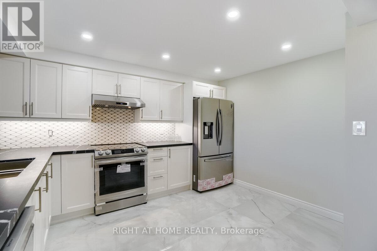 618 - 3181 Bayview Avenue, Toronto, Ontario  M2K 2Y2 - Photo 9 - C12439040