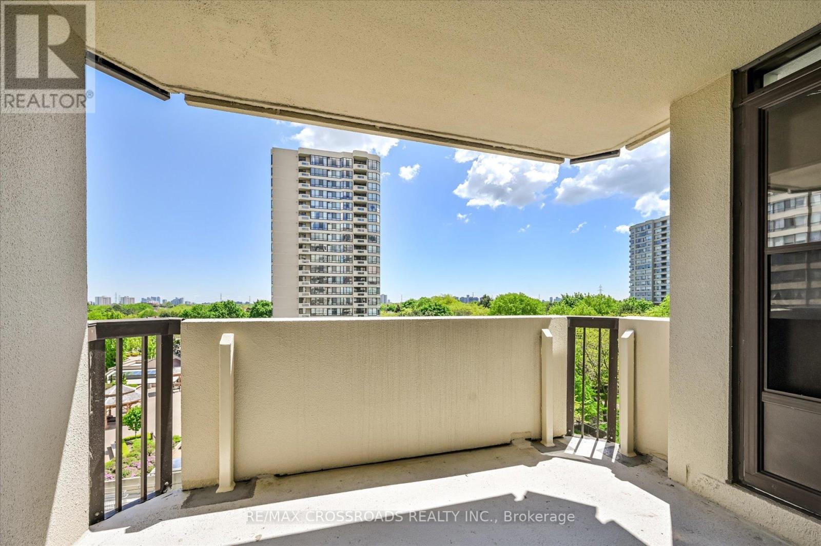 604 - 275 Bamburgh Circle, Toronto, Ontario  M1W 3X4 - Photo 23 - E12439035