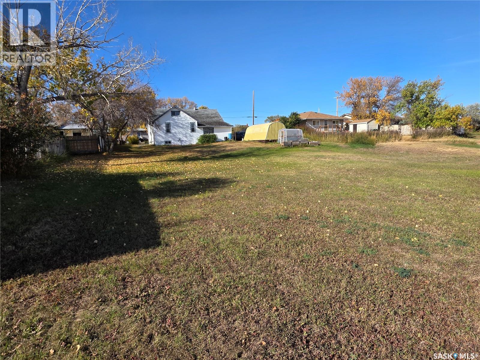 210 2nd Street S, Cabri, Saskatchewan  S0N 0J0 - Photo 40 - SK019865