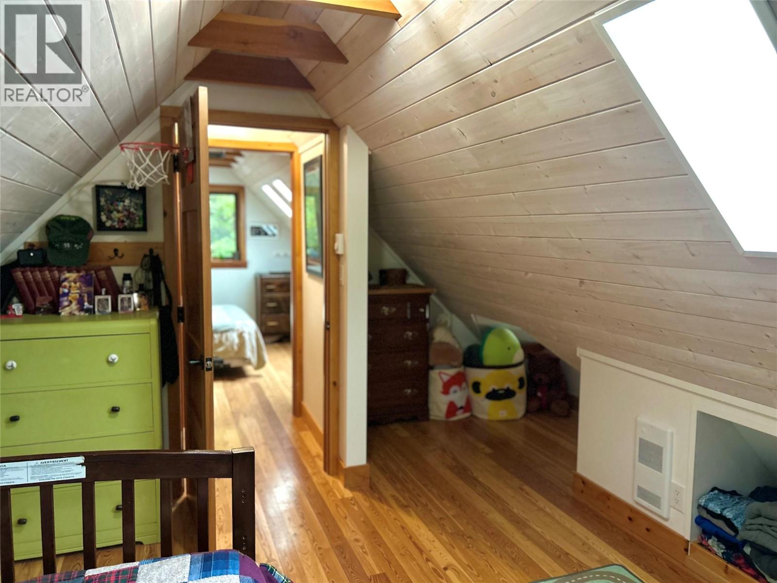 2190 Butte Street, Rossland, British Columbia  V0G 1Y0 - Photo 34 - 10364357