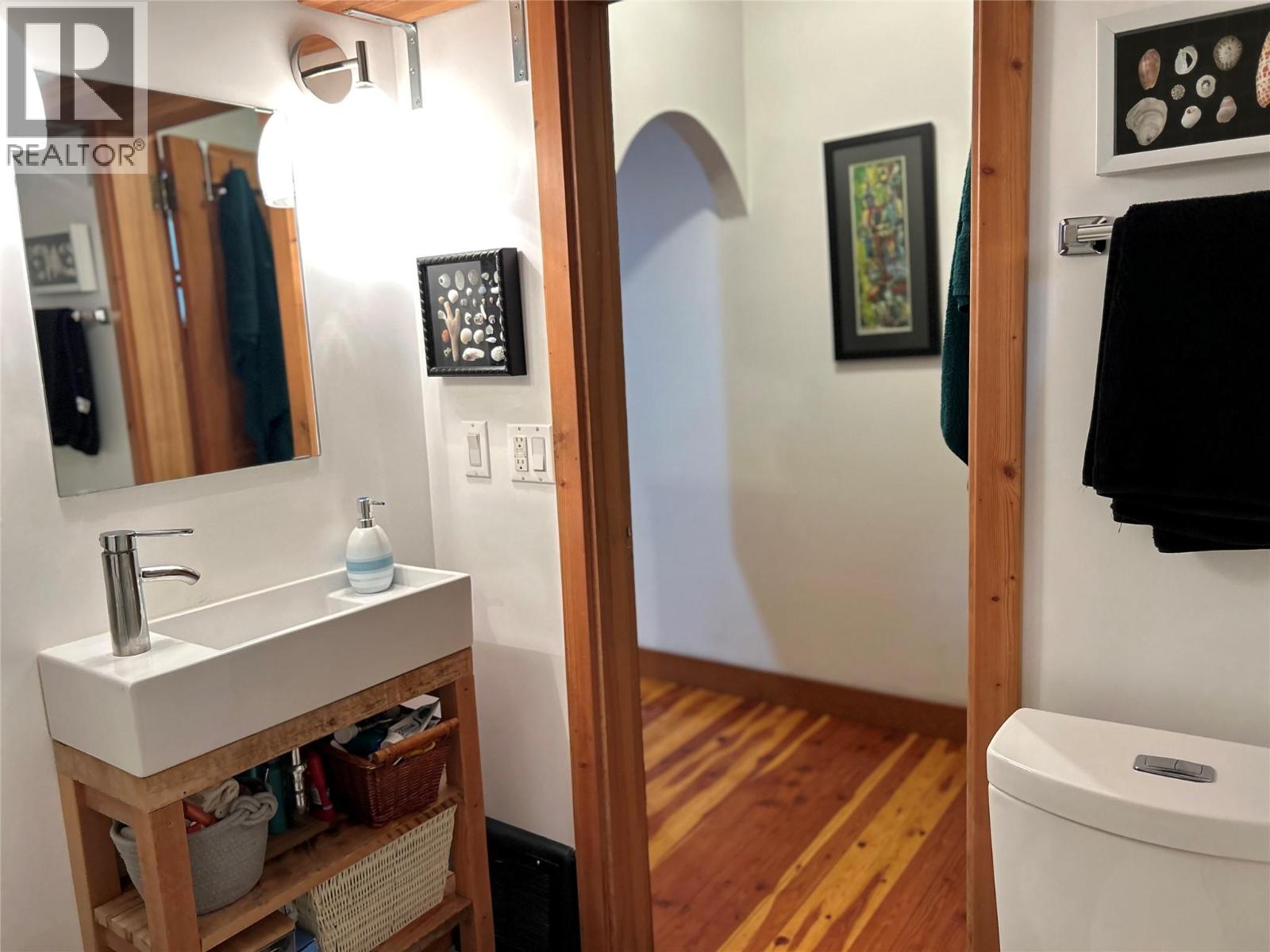 2190 Butte Street, Rossland, British Columbia  V0G 1Y0 - Photo 28 - 10364357