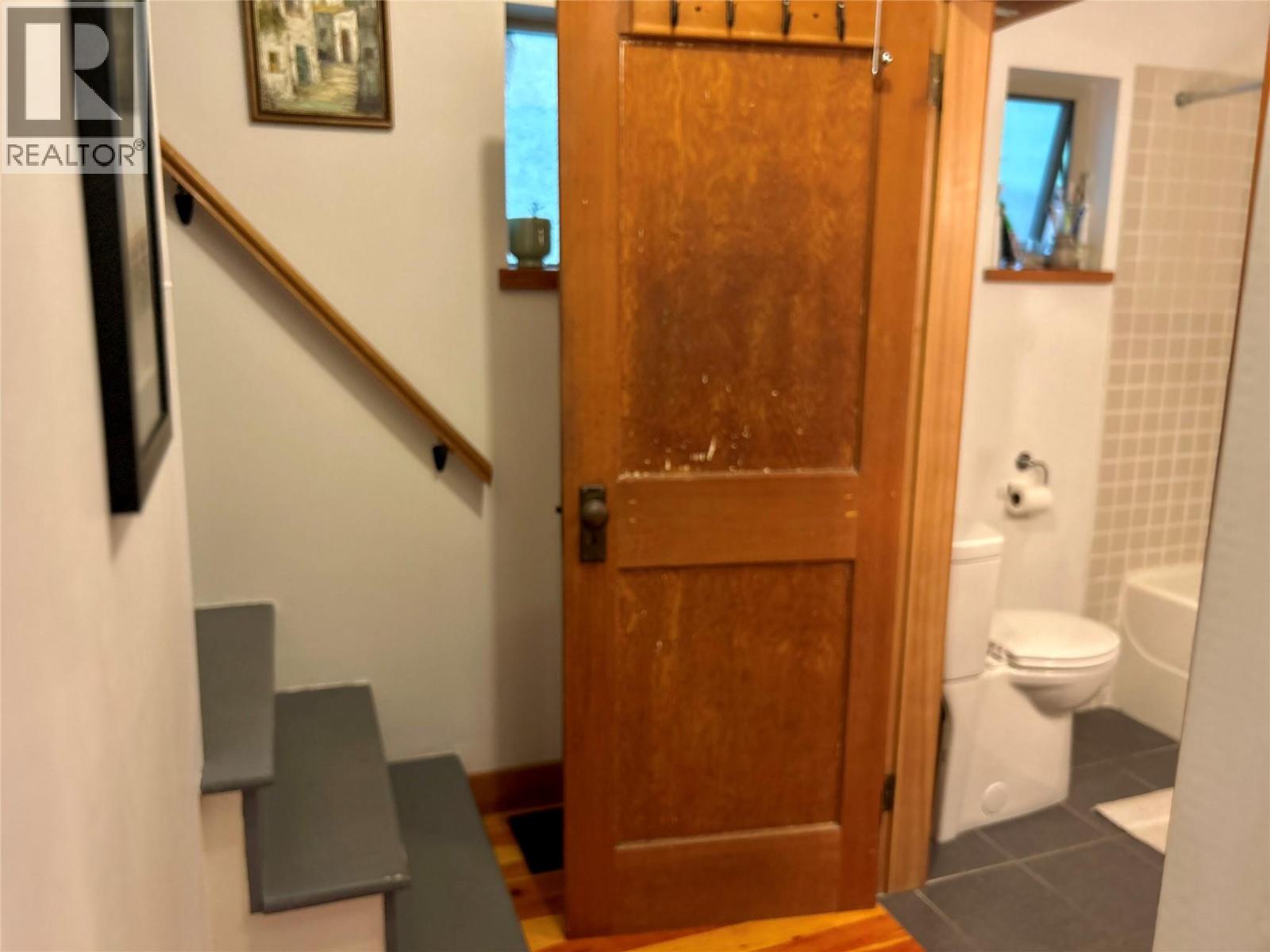 2190 Butte Street, Rossland, British Columbia  V0G 1Y0 - Photo 26 - 10364357