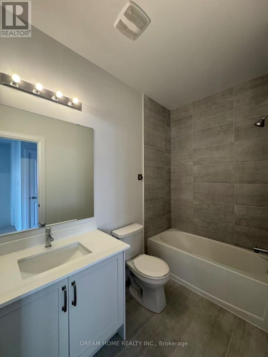 138 Seguin Street, Richmond Hill, Ontario  L4E 1N2 - Photo 11 - N12439043