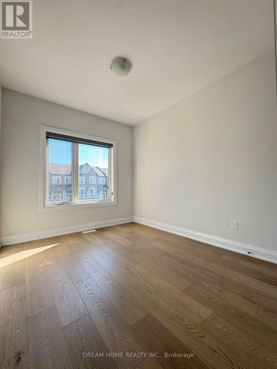 138 Seguin Street, Richmond Hill, Ontario  L4E 1N2 - Photo 12 - N12439043