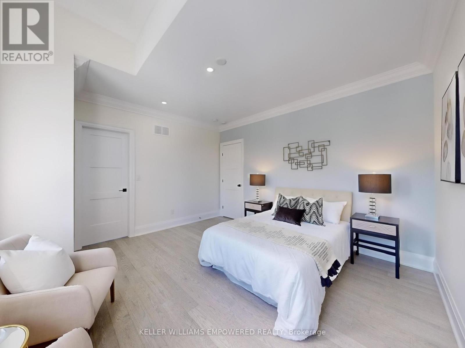 266 Touch Gold Crescent, Aurora, Ontario  L4G 3X5 - Photo 40 - N12439047