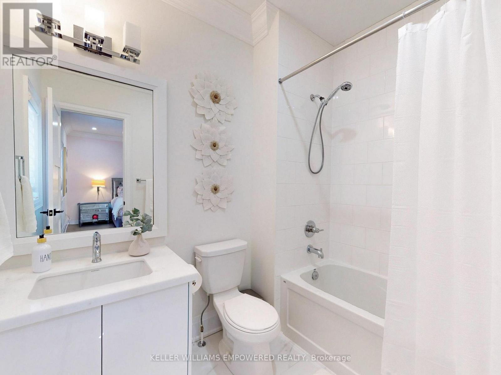 266 Touch Gold Crescent, Aurora, Ontario  L4G 3X5 - Photo 46 - N12439047