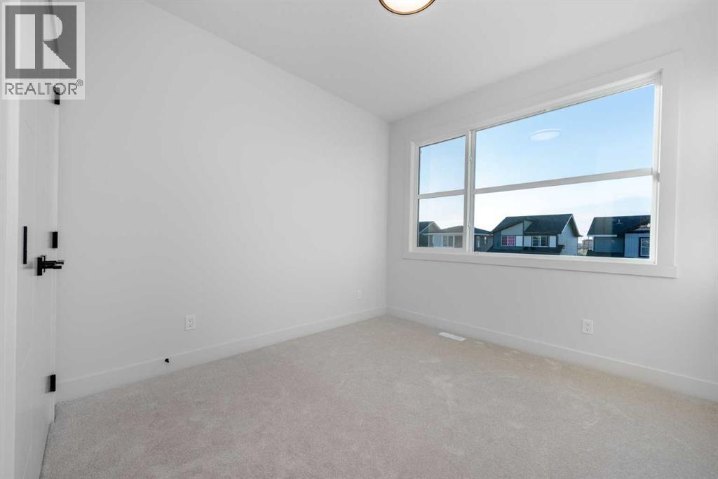 289 Waterford Heath, Chestermere, Alberta  T1X 2Z6 - Photo 20 - A2244679