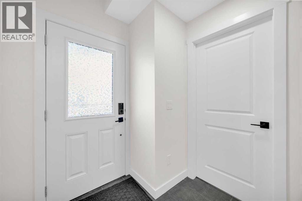 182 Belmont Street Sw, Calgary, Alberta  T2X 5X5 - Photo 4 - A2256964