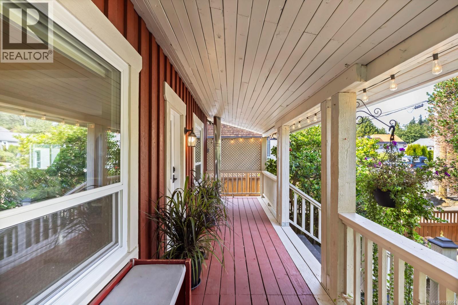 3128 Maxwell St, Chemainus, British Columbia