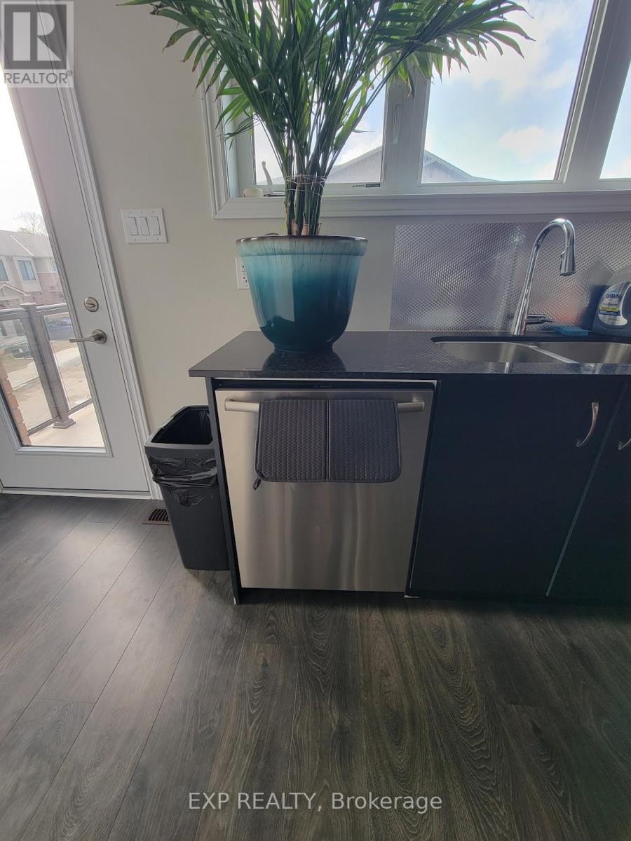 43 - 100 Hollywood Court, Cambridge, Ontario  N1R 0C5 - Photo 11 - X12439037