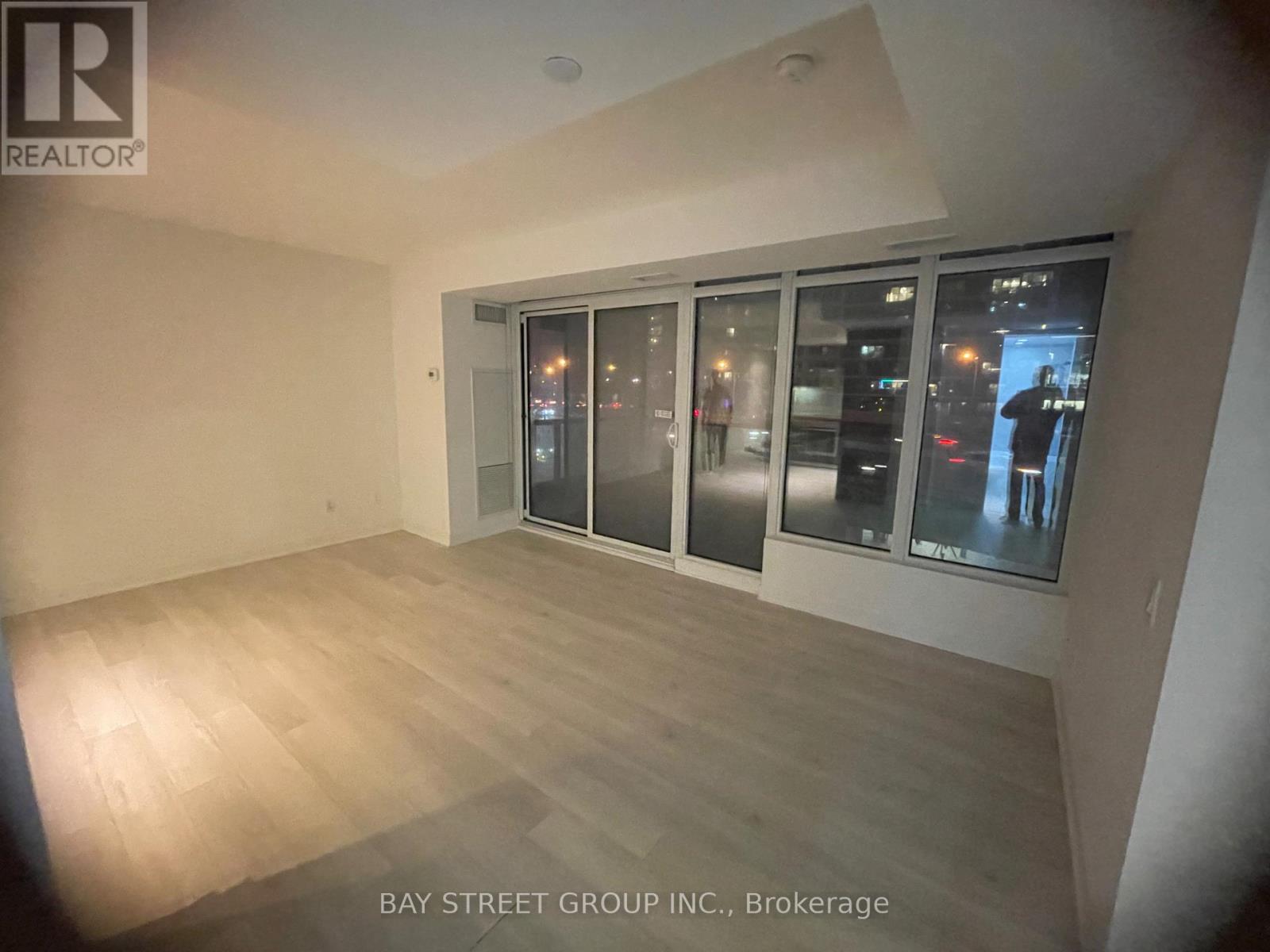 602 - 70 Queens Wharf Road, Toronto, Ontario  M5V 0J2 - Photo 17 - C12439031