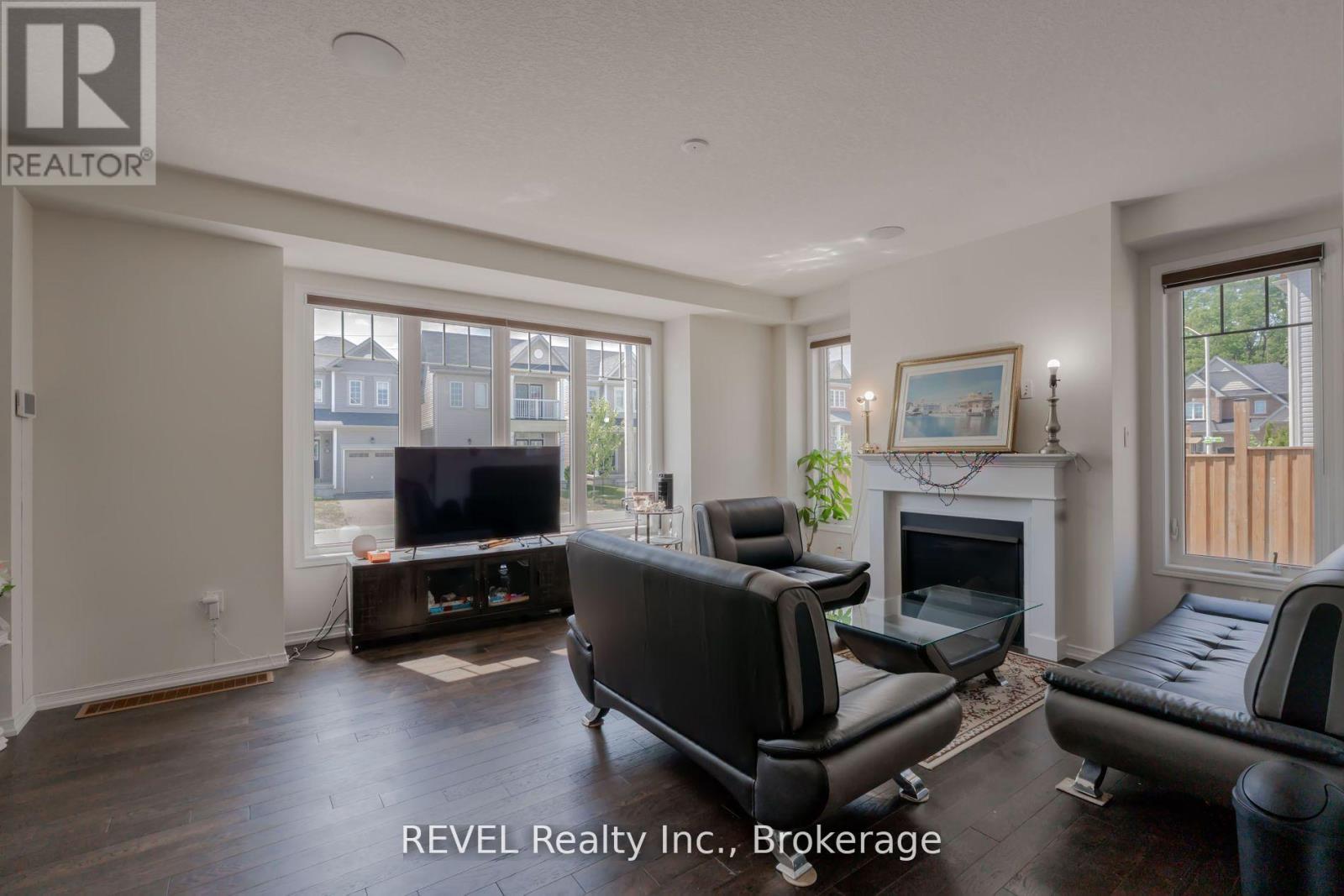 8797 Pawpaw Lane, Niagara Falls (Brown), Ontario  L2H 3S4 - Photo 11 - X12439053