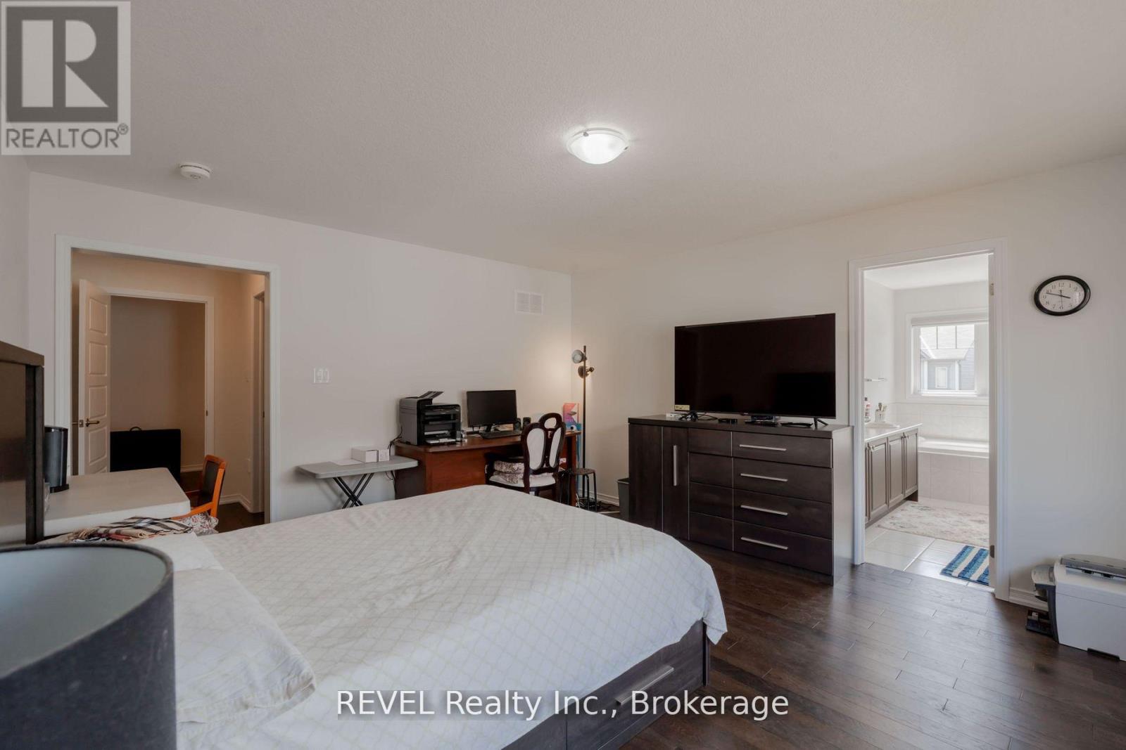 8797 Pawpaw Lane, Niagara Falls (Brown), Ontario  L2H 3S4 - Photo 24 - X12439053