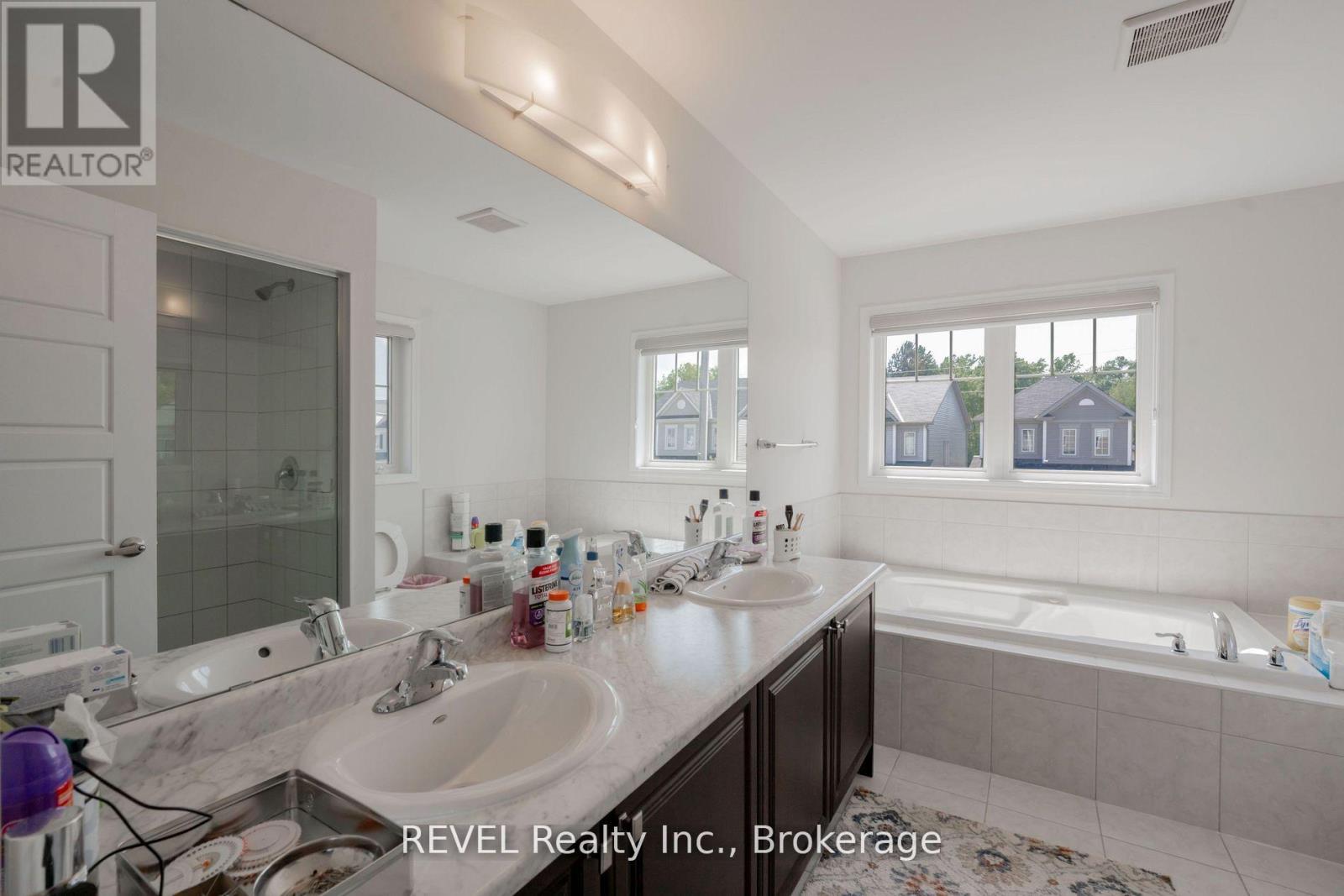 8797 Pawpaw Lane, Niagara Falls (Brown), Ontario  L2H 3S4 - Photo 26 - X12439053