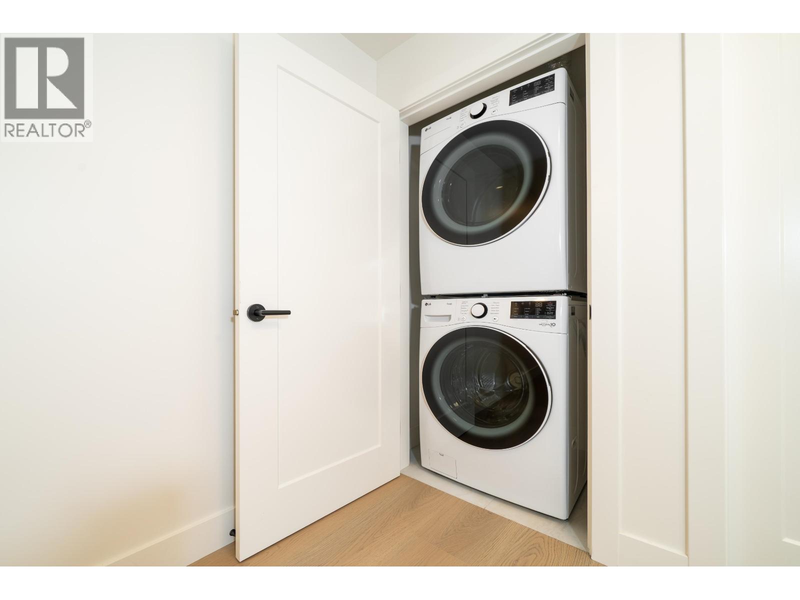 3815 Oxford Street, Burnaby, British Columbia  V5C 1C2 - Photo 36 - R3054180