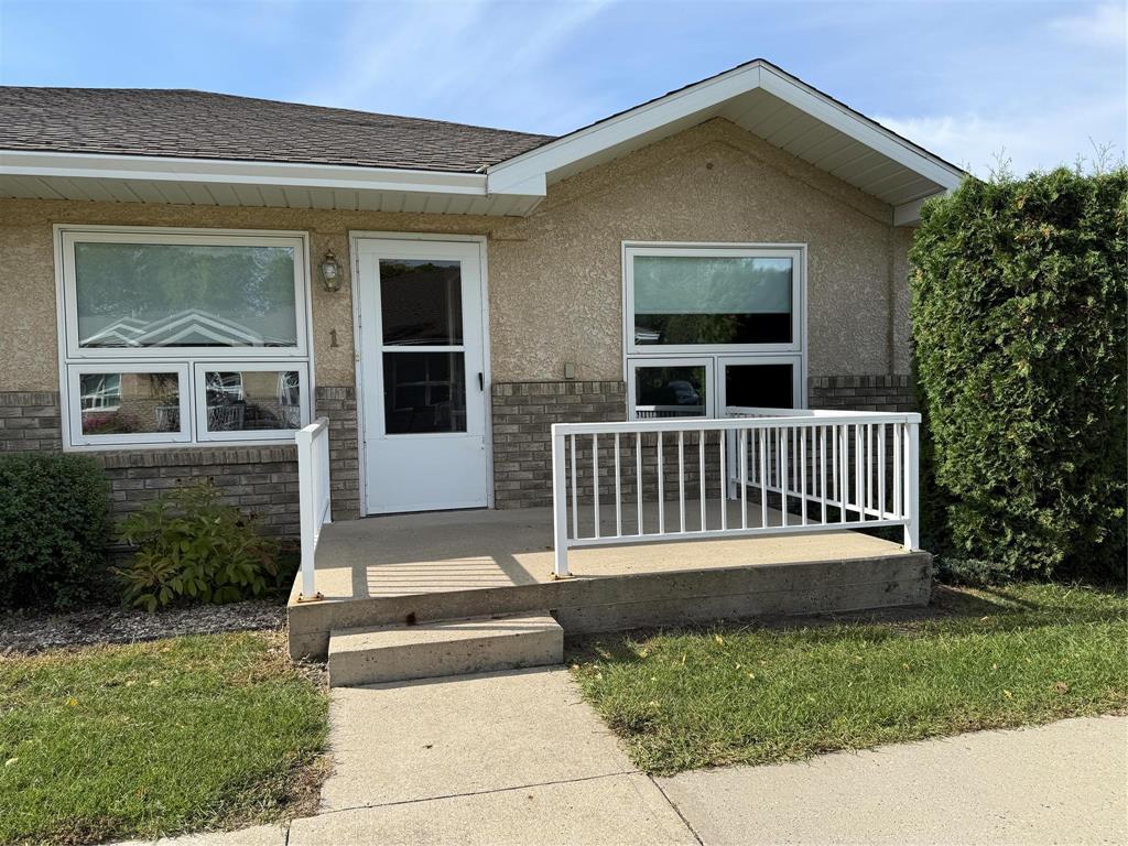 1 1301 1st Street S, Swan River, Manitoba