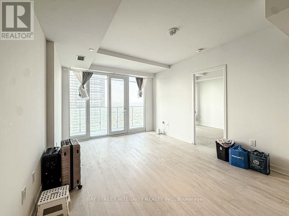 3706 - 3900 Confederation Parkway, Mississauga, Ontario  L5B 0M3 - Photo 3 - W12421548